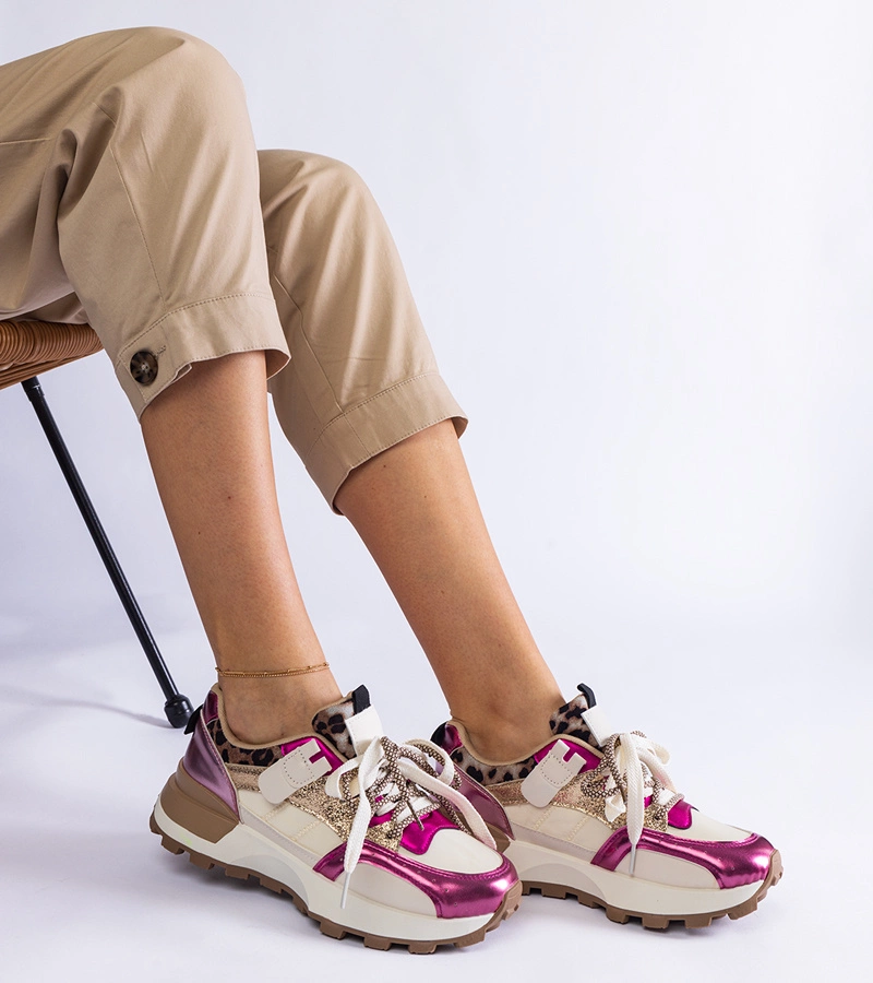 Gemre Adidași roz cu motiv animalier Soria