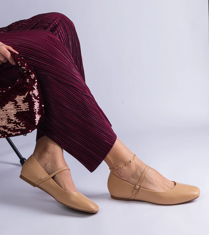 Gemre Balerini bej cu catarame din piele ecologică Camelia