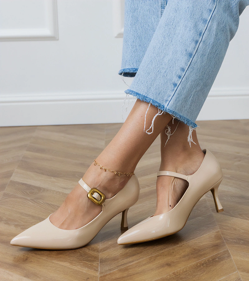 Gemre Pantofi clasici bej cu cataramă decorativă Helli