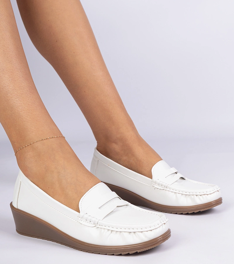 Gemre White women's wedge moccasins Zorani