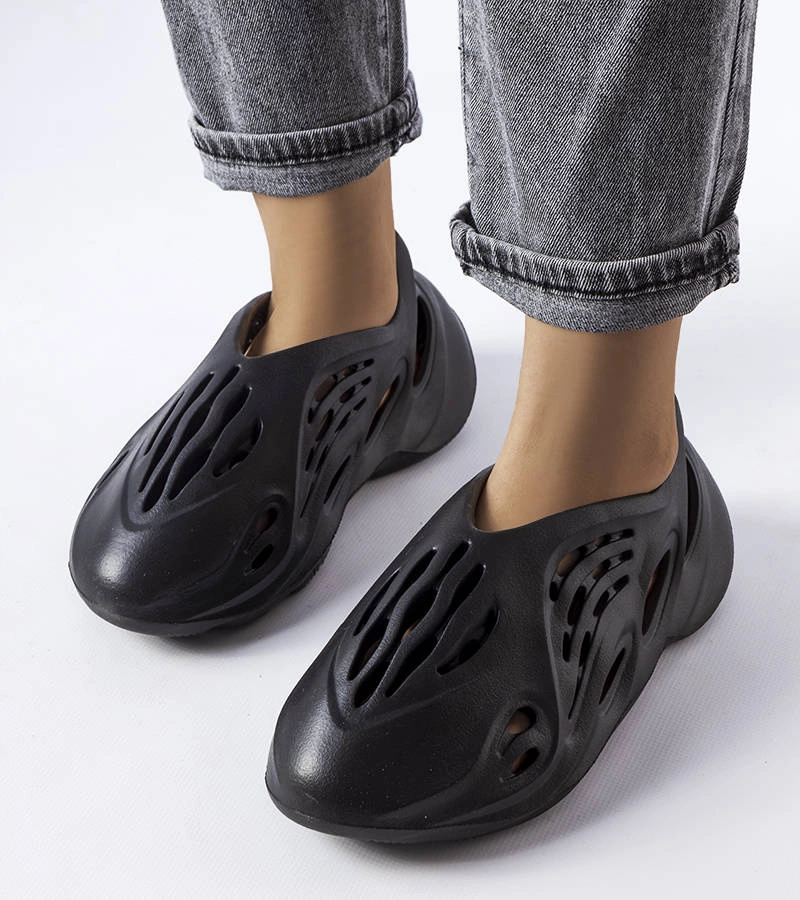 Gemre Șlapi crocs negri pentru femei Karolinos