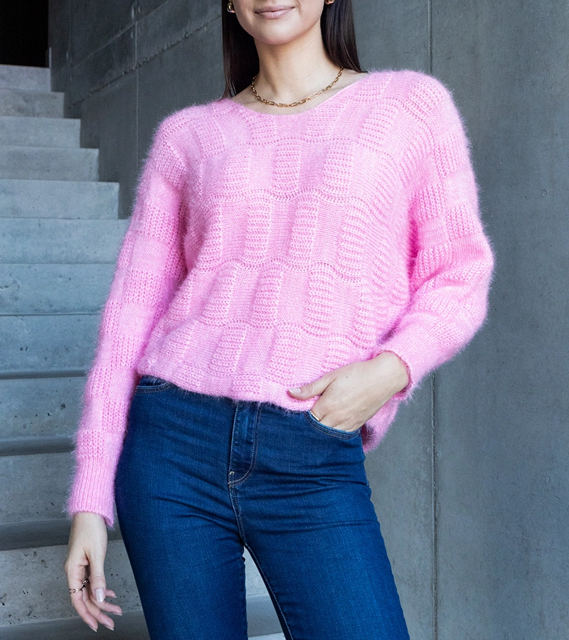 Gemre Rochie roz cu decolteu Neveri