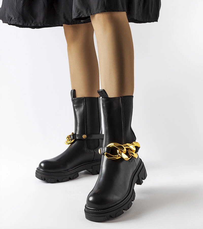 Gemre Black ankle boots with chain Genoveffa