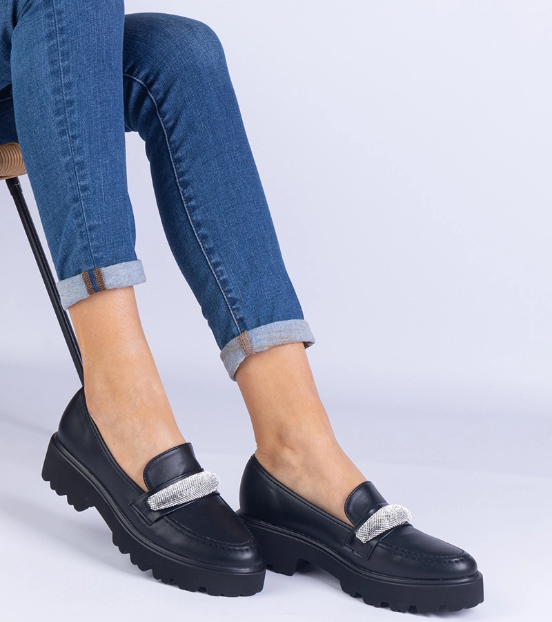 Gemre Pantofi de damă negri Talentino decorați cu pietre prețioase