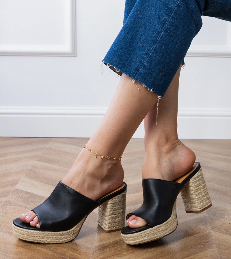 marka niezdefiniowana Sandale negre cu platformă Grande