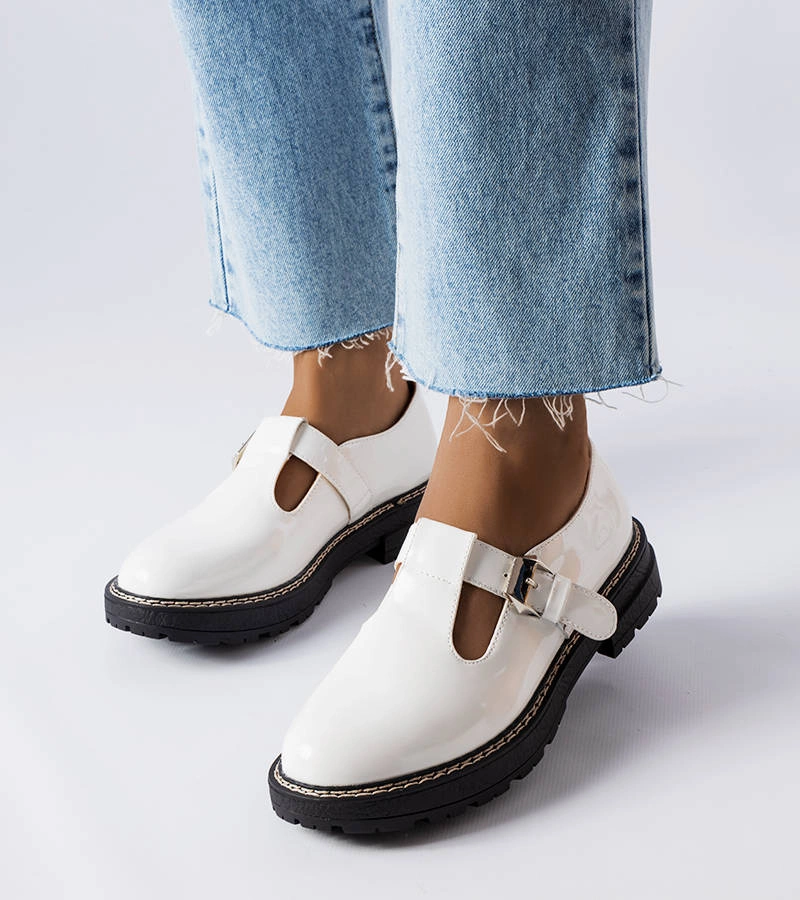 Gemre Women's patent leather white low shoes on thick sole Vaden