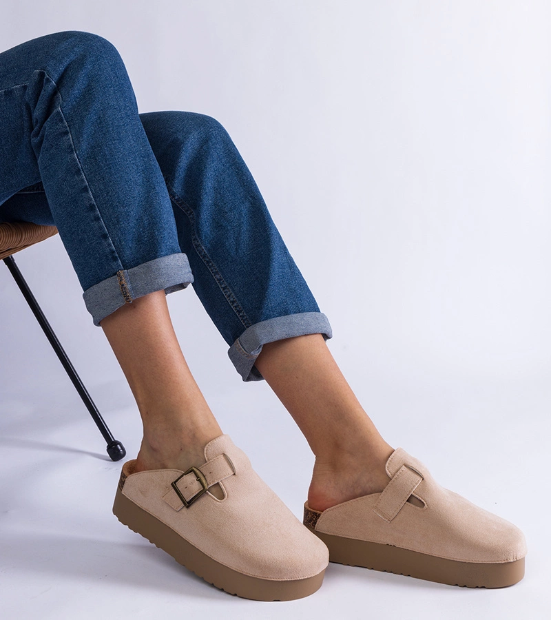 Gemre Beige women's platform slippers with buckle Armitage