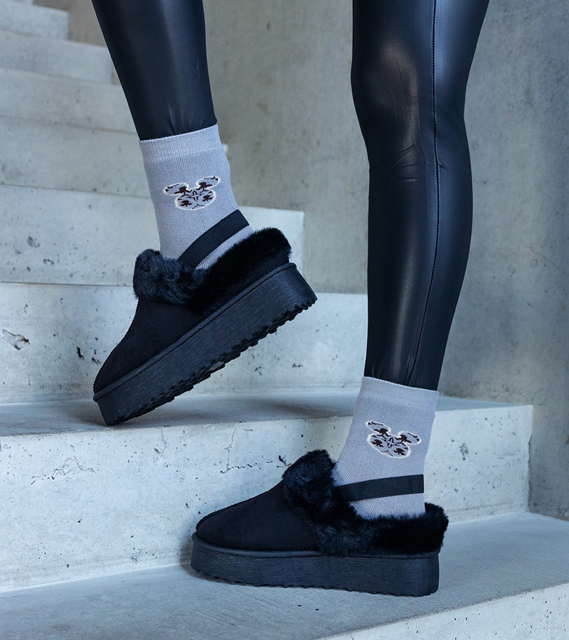 Gemre Black platform slippers decorated with fur and with an elastic band at the heel Frank