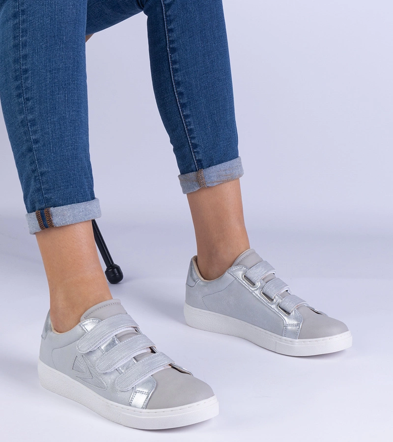 Gemre Adidași argintii de damă cu scai Iriza