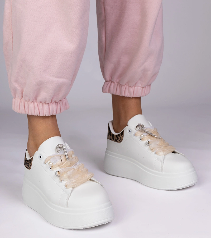 Gemre White sneakers with leopard print insert and rhinestones Floura