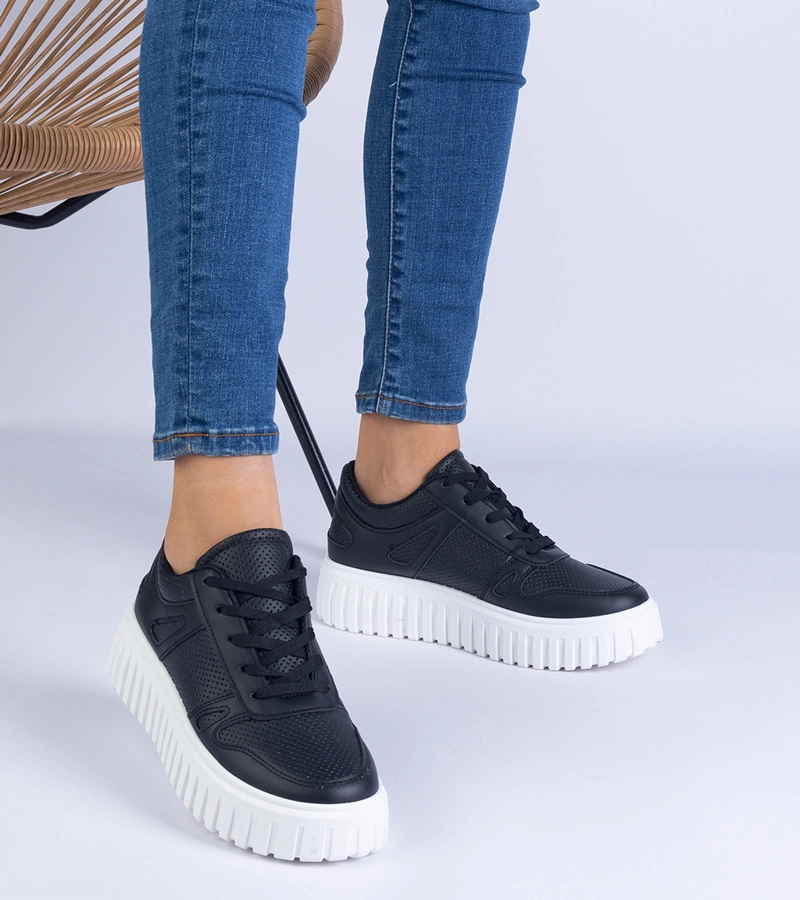 Gemre Adidași negri decupați pe talpă masivă Lusinda