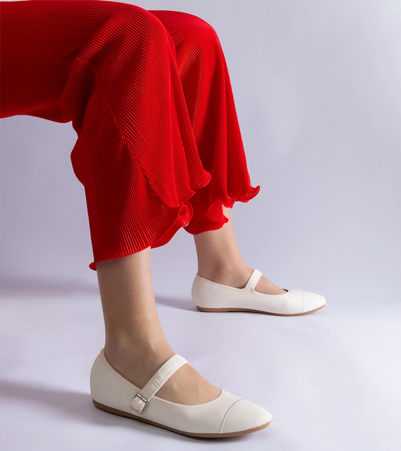 Gemre Balerini albi cu finisaj mat, cu cataramă Longhola