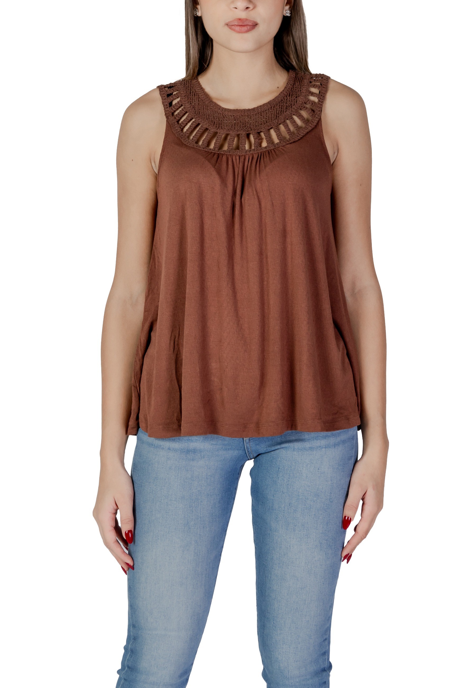 Hnědý top bez rukávů