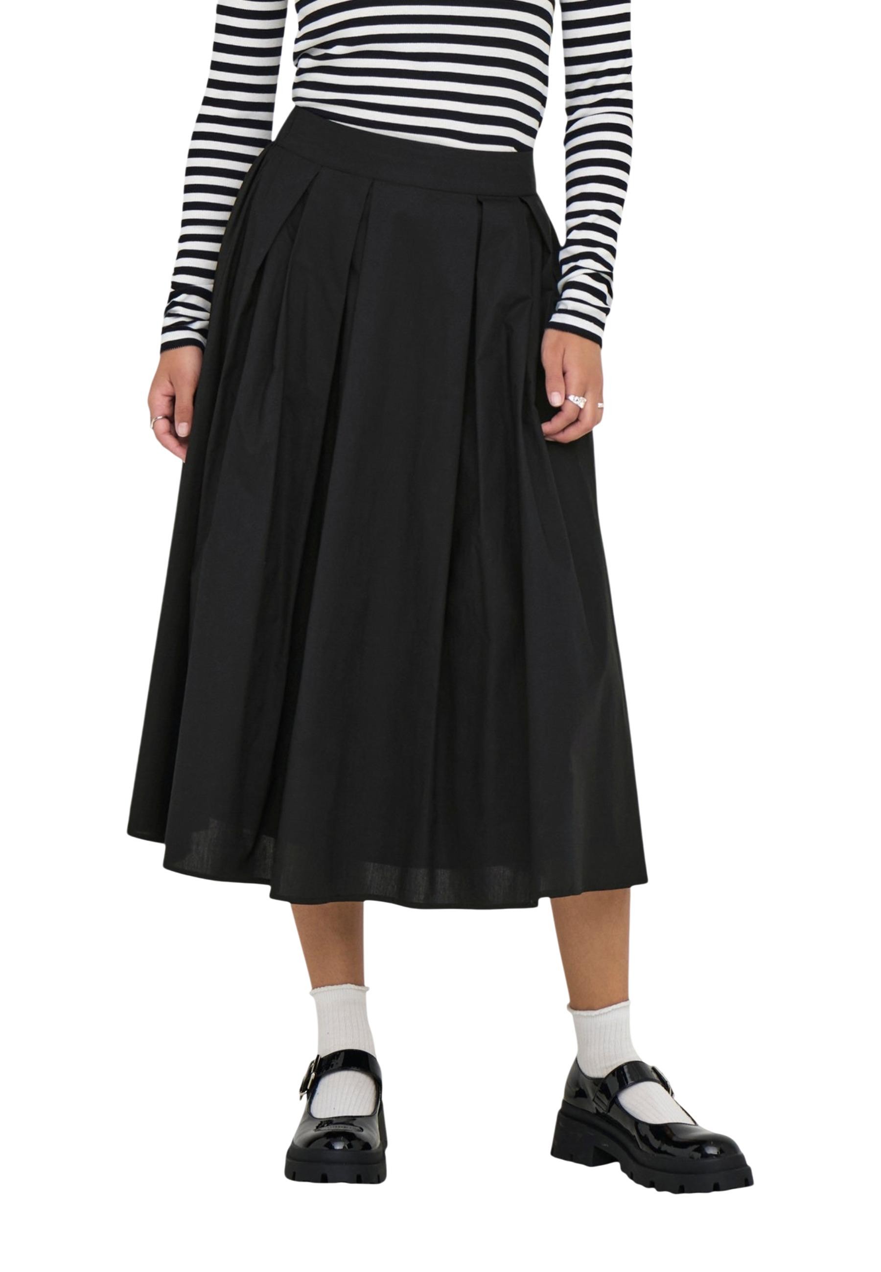 Само ще къси панталони