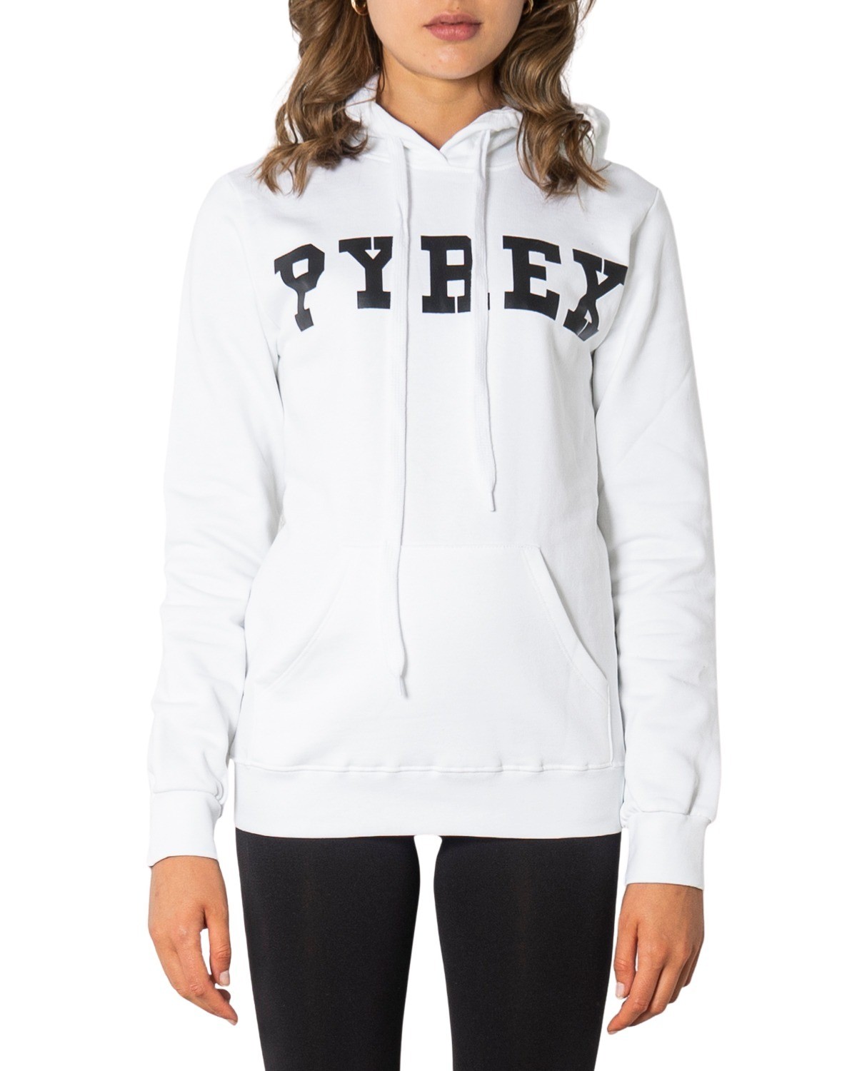 Бял суичър с пирекс