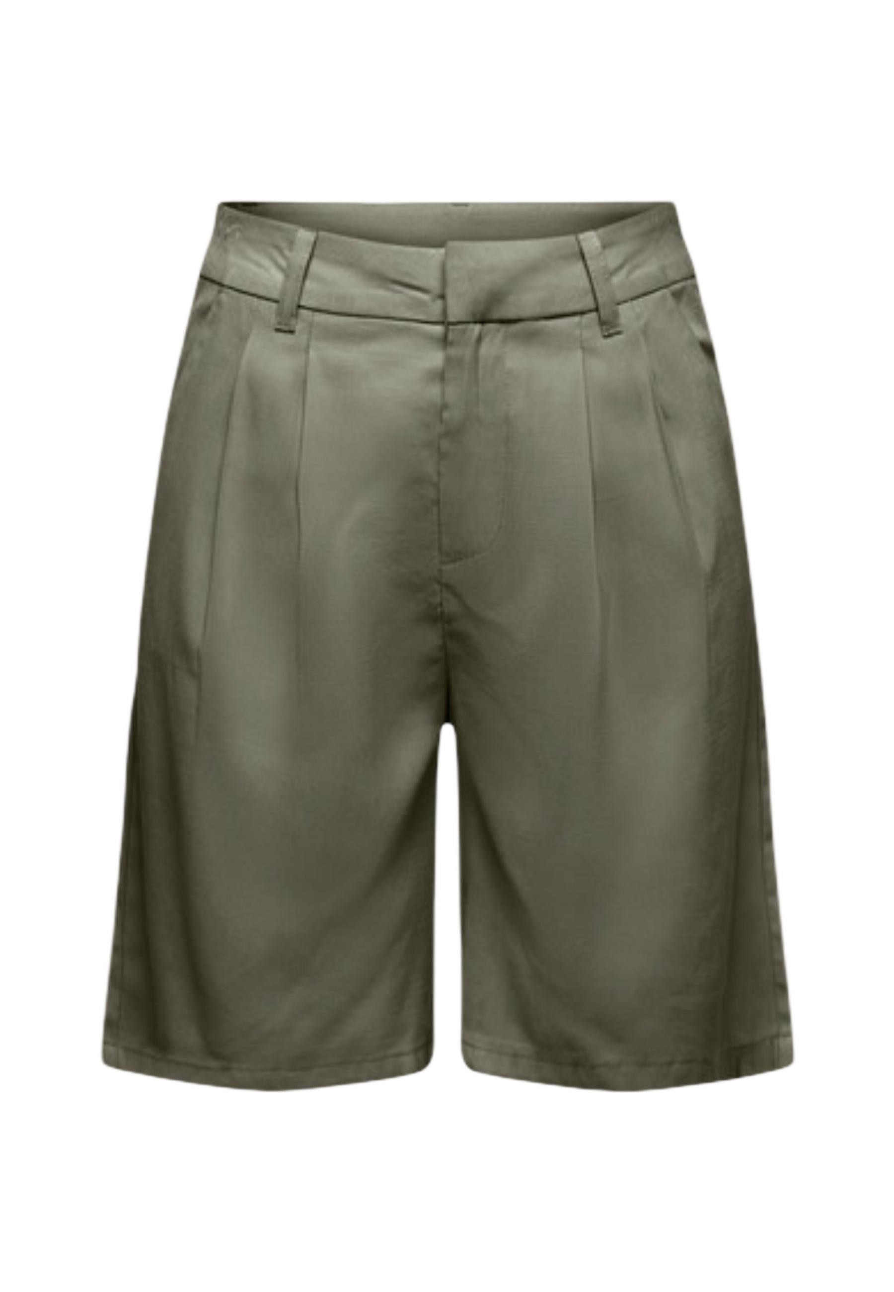 Само дамски шорти