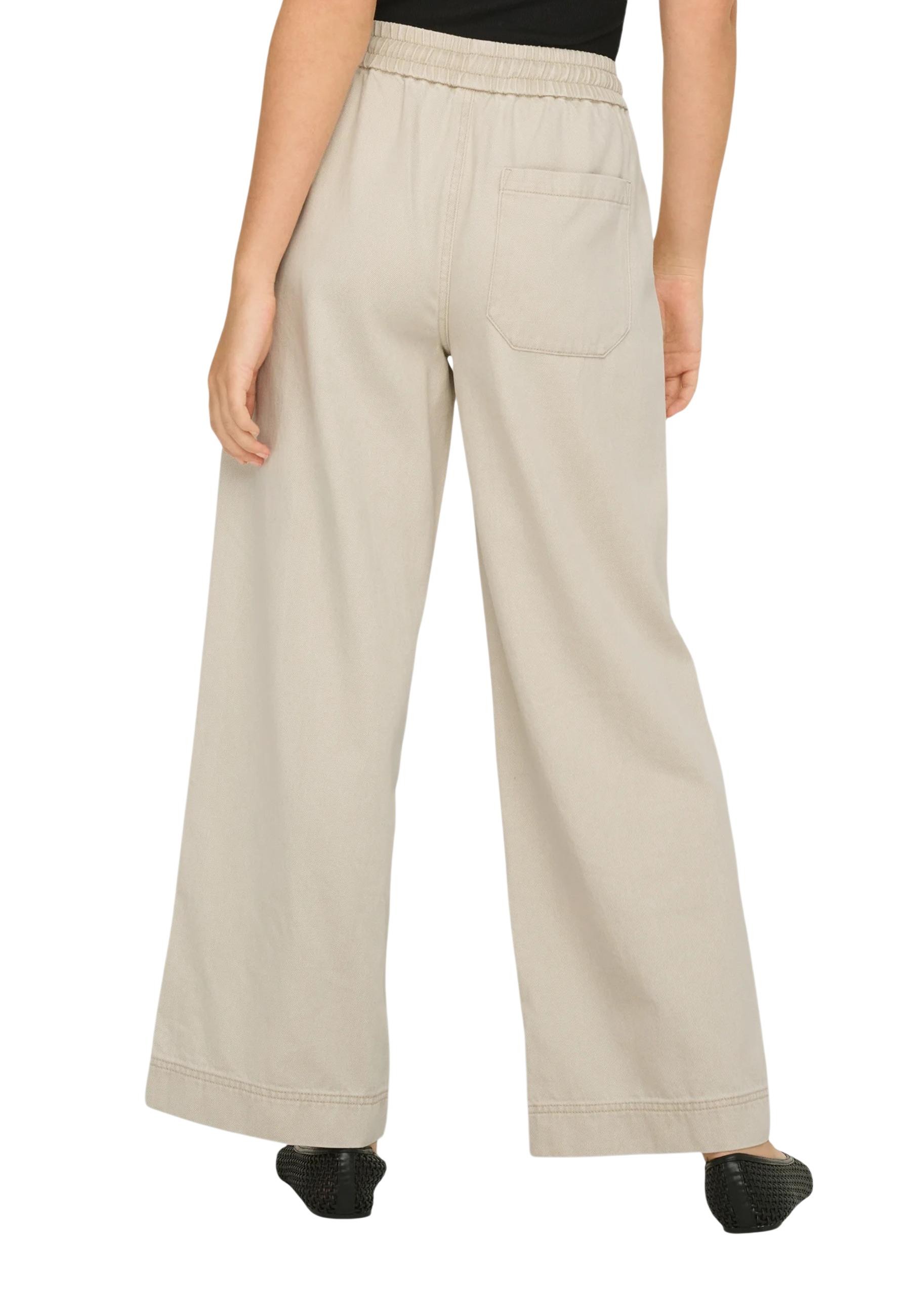 Само дамски панталони