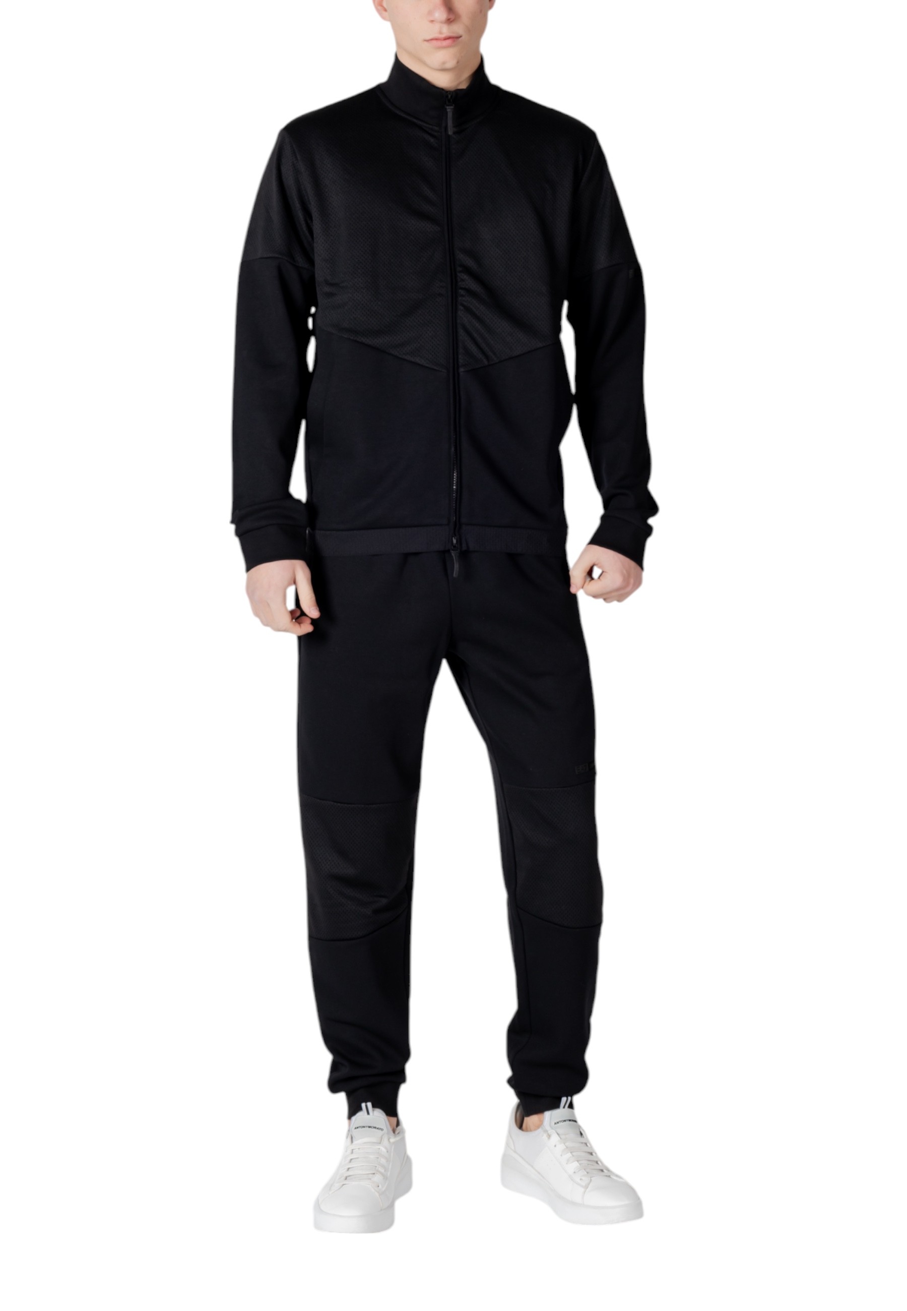 Čierna tepláková súprava EA7