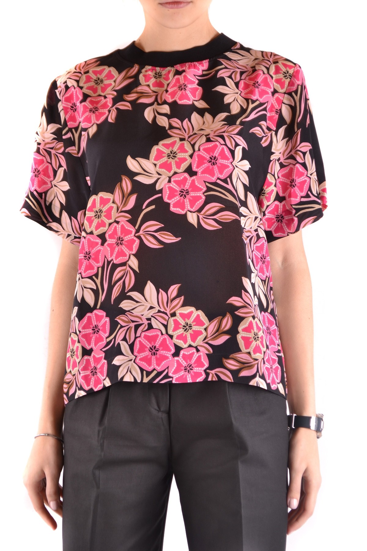 Hodvábna blúzka s kvetinovým vzorom