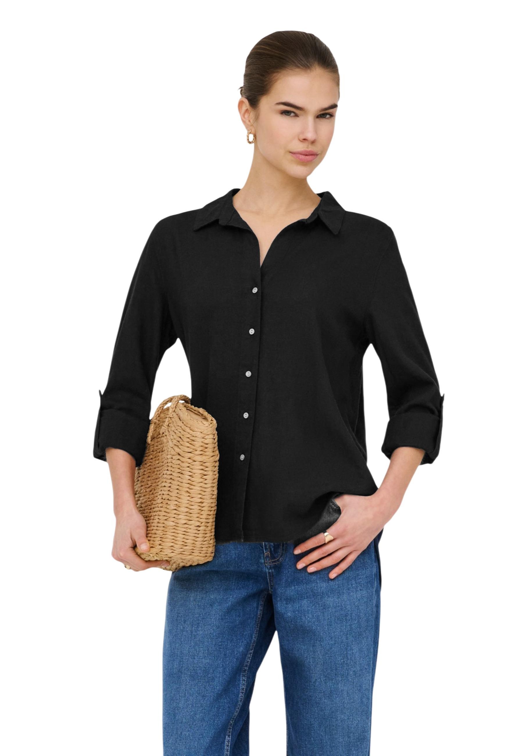 Само риза с дълъг ръкав