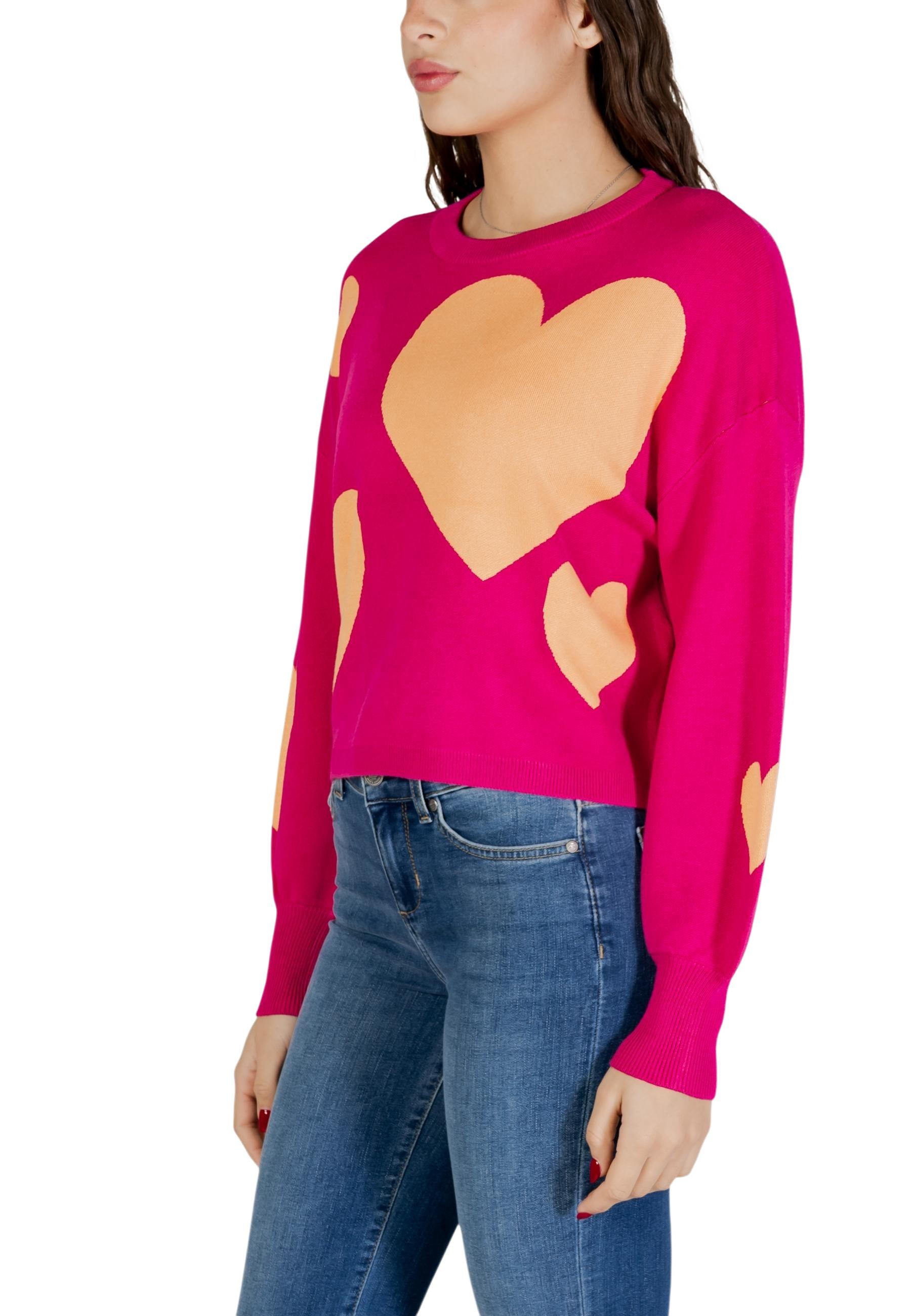 Dámský svetr s motivem srdce
