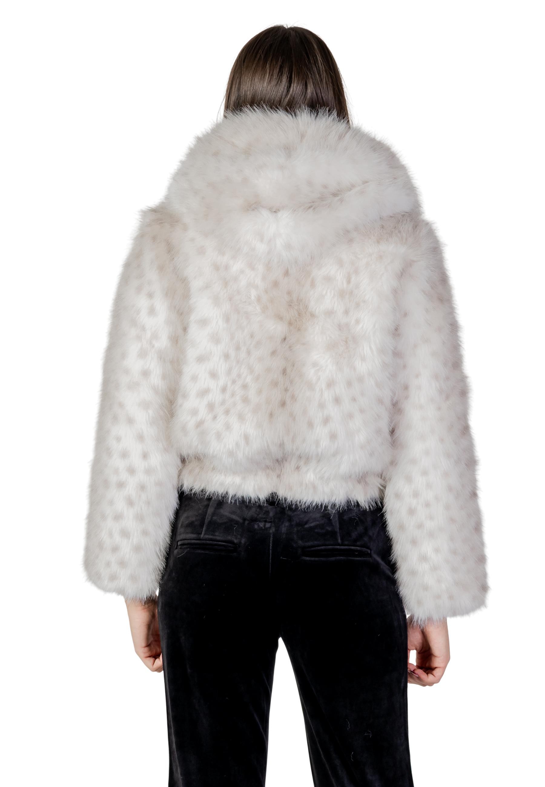 Дамско яке Ayfee