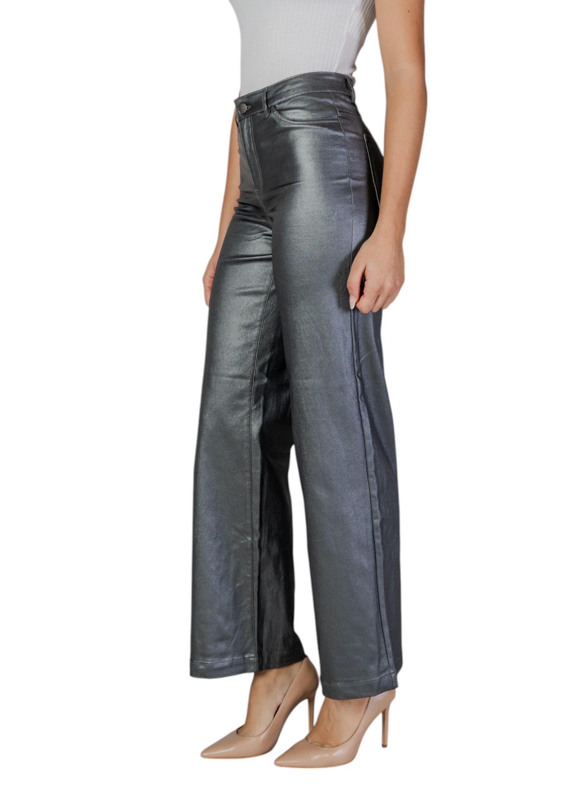 Панталони на Жаклин Де Йонг