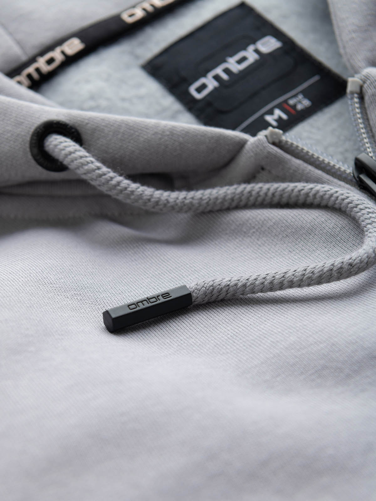 Ombre Men's unbuttoned sweatshirt with hood and patch - grey