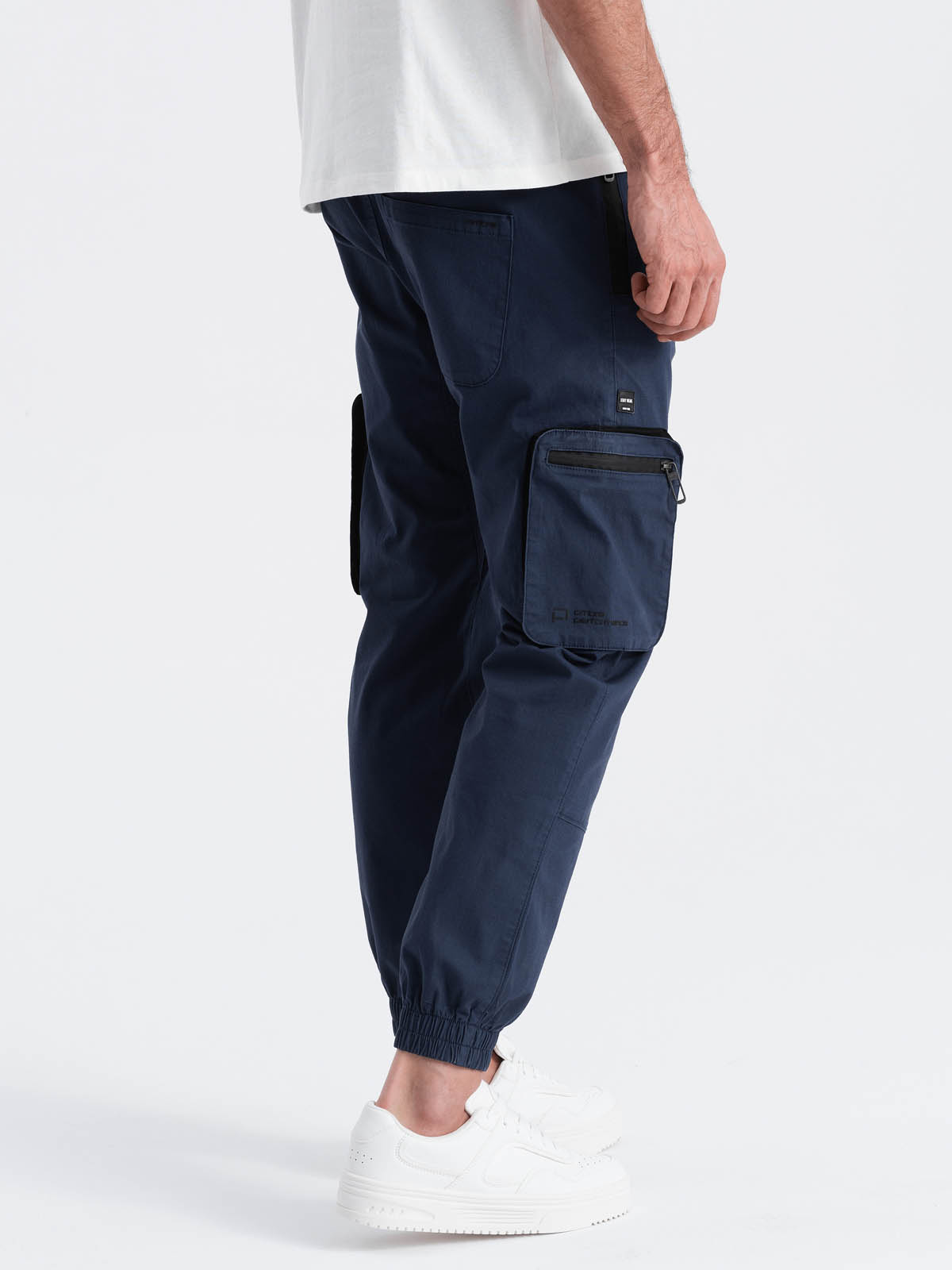 Ombre Men&#039;s JOGGER pants with zippered cargo pockets - navy blue