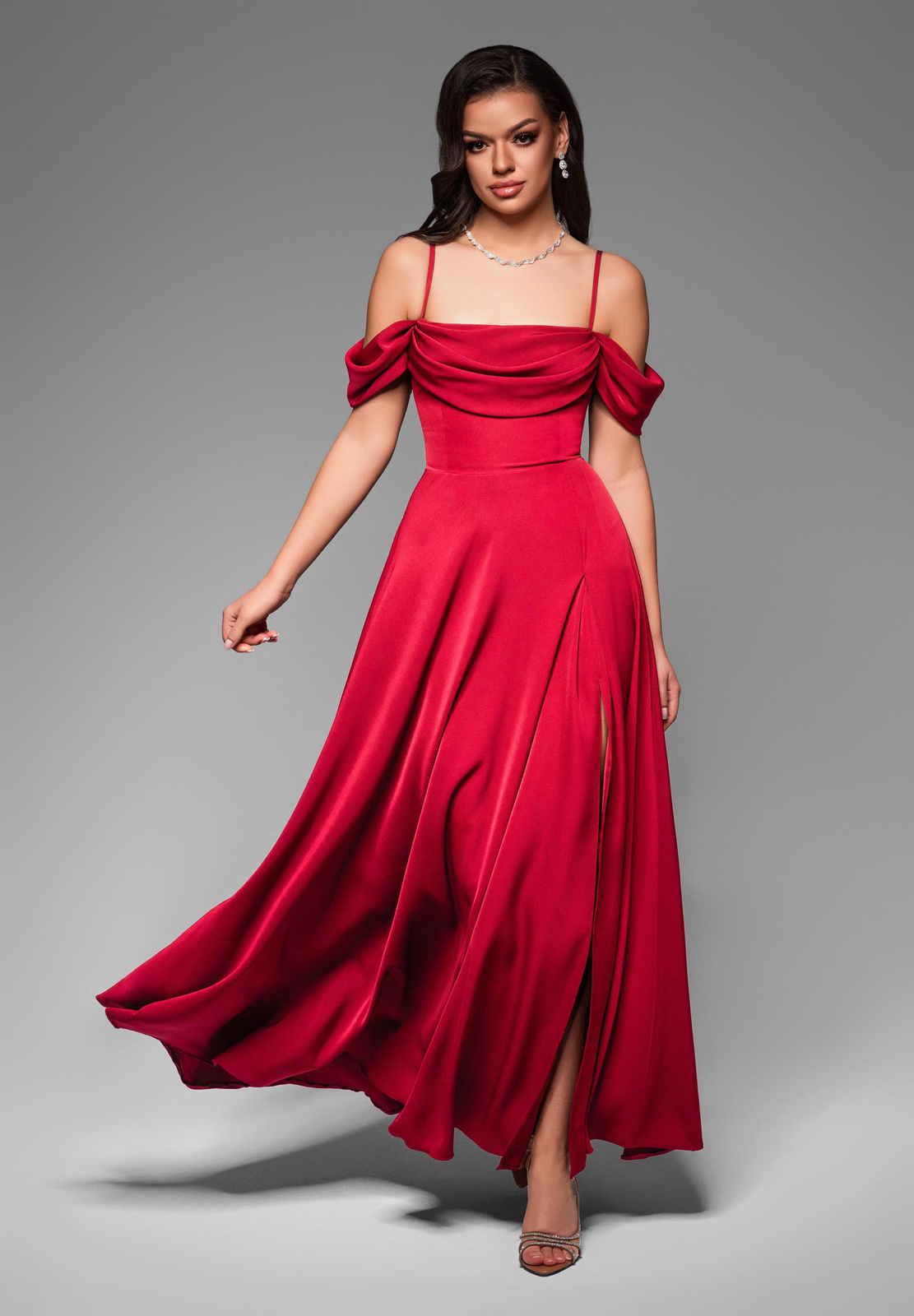 Вечерна рокля Edoti La Rica