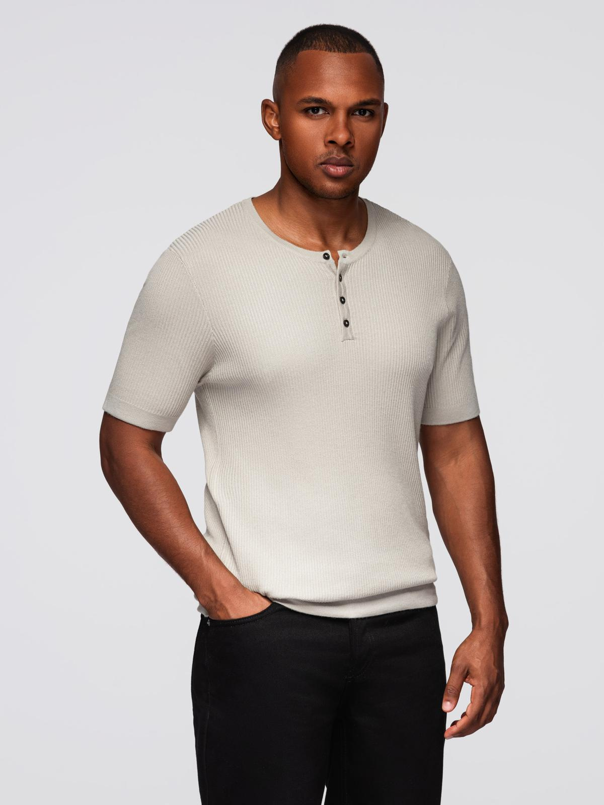 Ombre Mens knitted t-shirt with buttons at the neckline - light grey