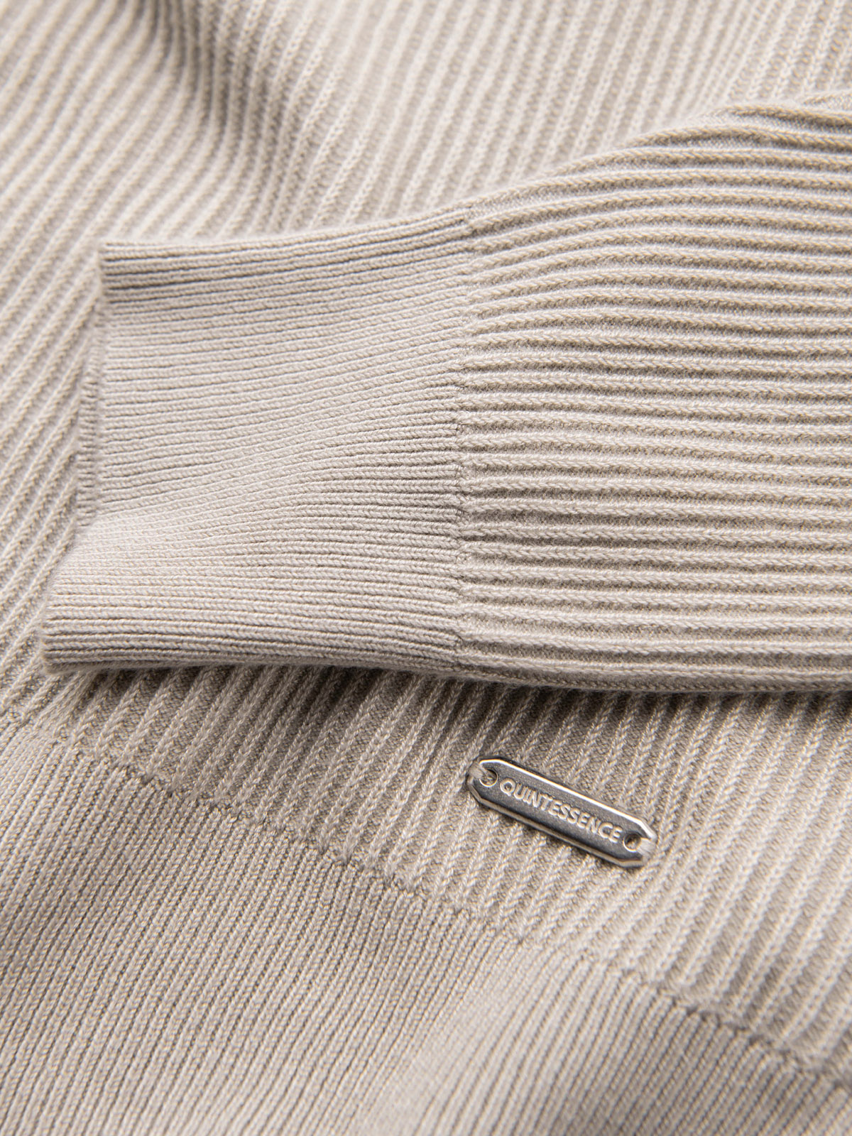 Ombre Men&#039;s ribbed sweater with buttons at the neckline - beige