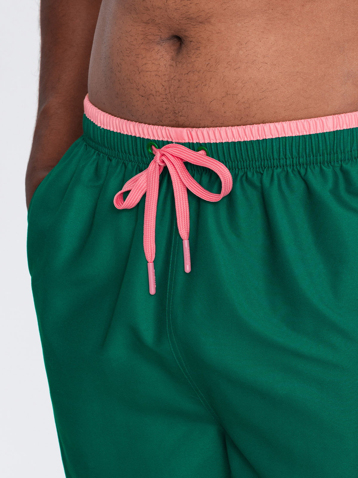 Ombre Men&#039;s two-tone ribbed swim shorts - dark green