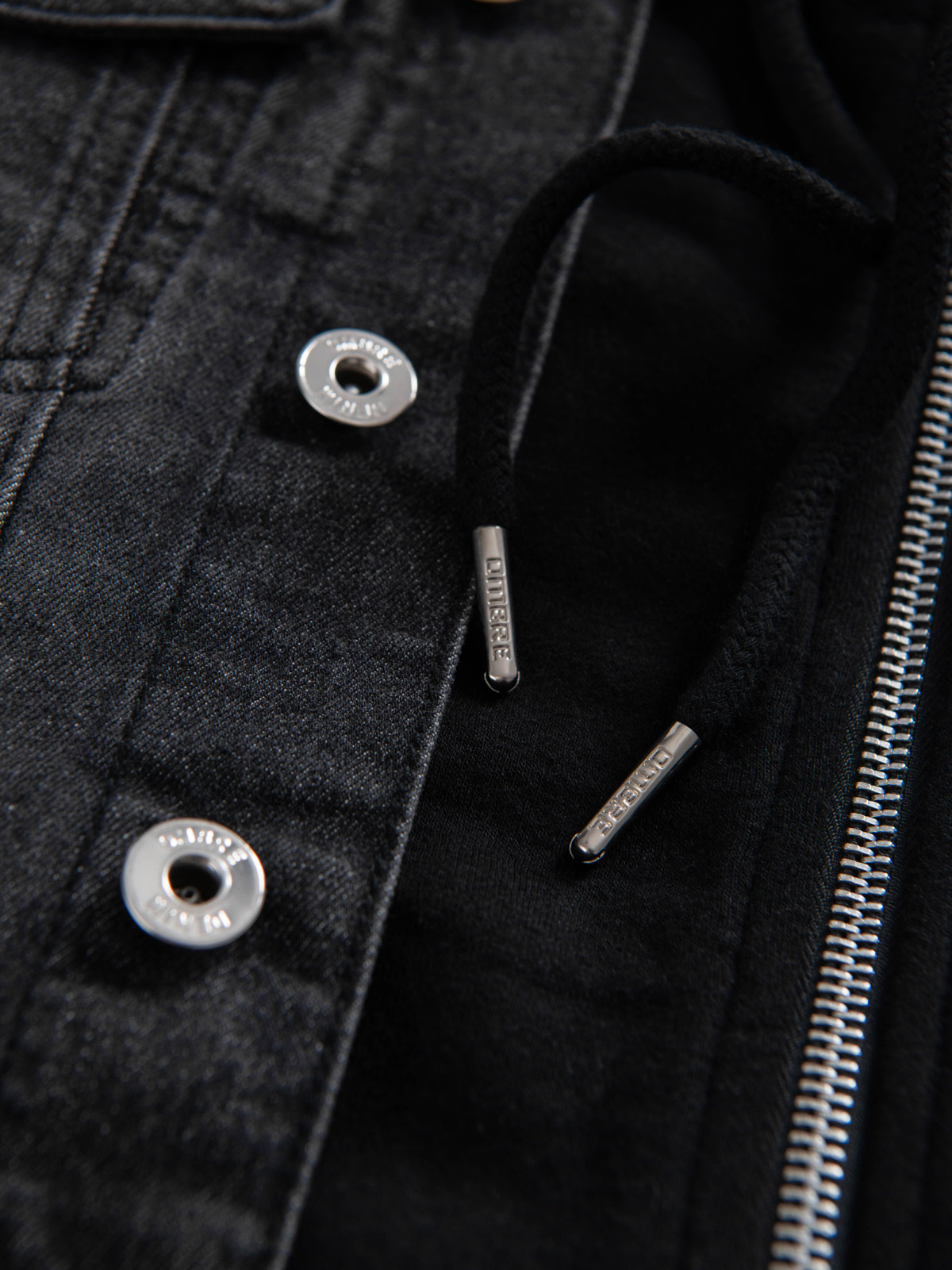 Ombre Men&#039;s denim jacket with knitted sleeves and hood - black