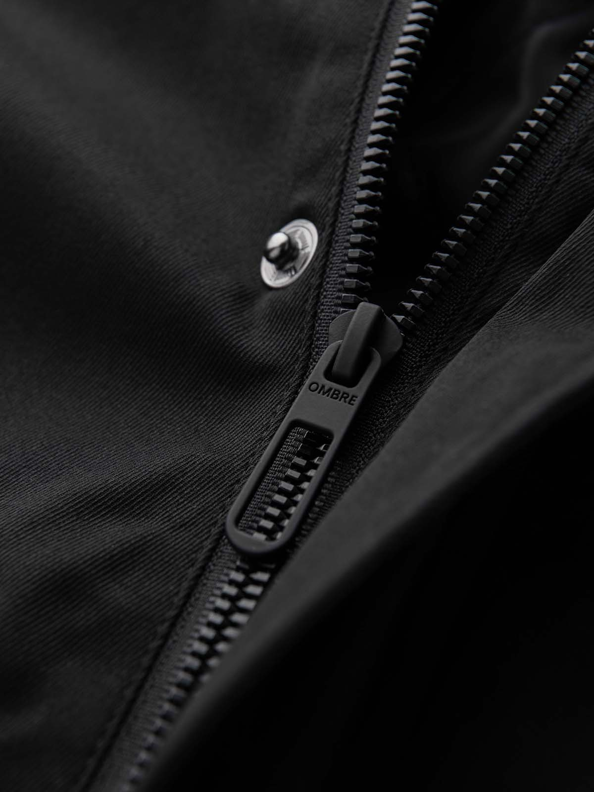 Ombre Men&#039;s lightweight jacket with high collar and pockets - black