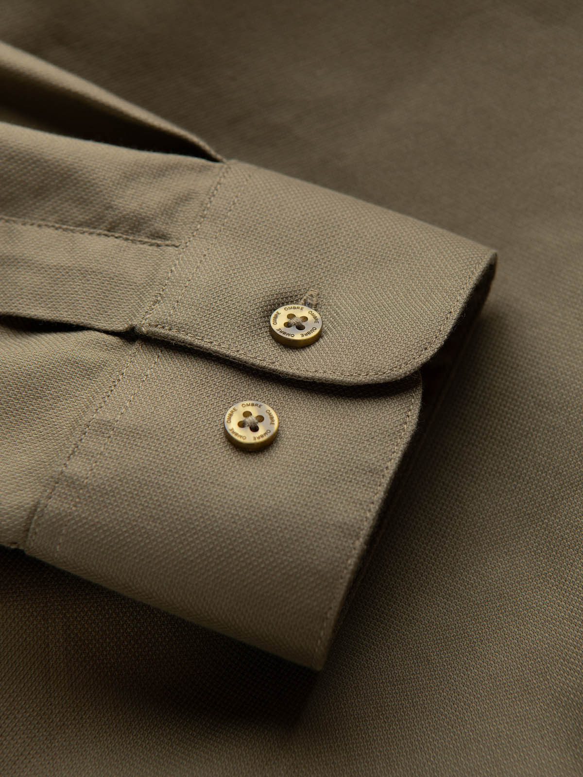Ombre Men's cotton shirt with pocket REGULAR FIT - olive