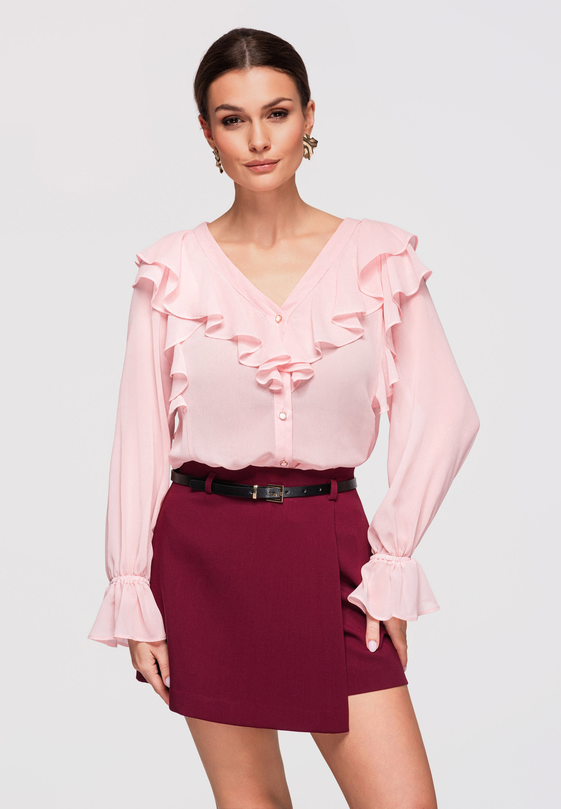 Clasică pentru femei bluză Edoti – pentru orice outfit