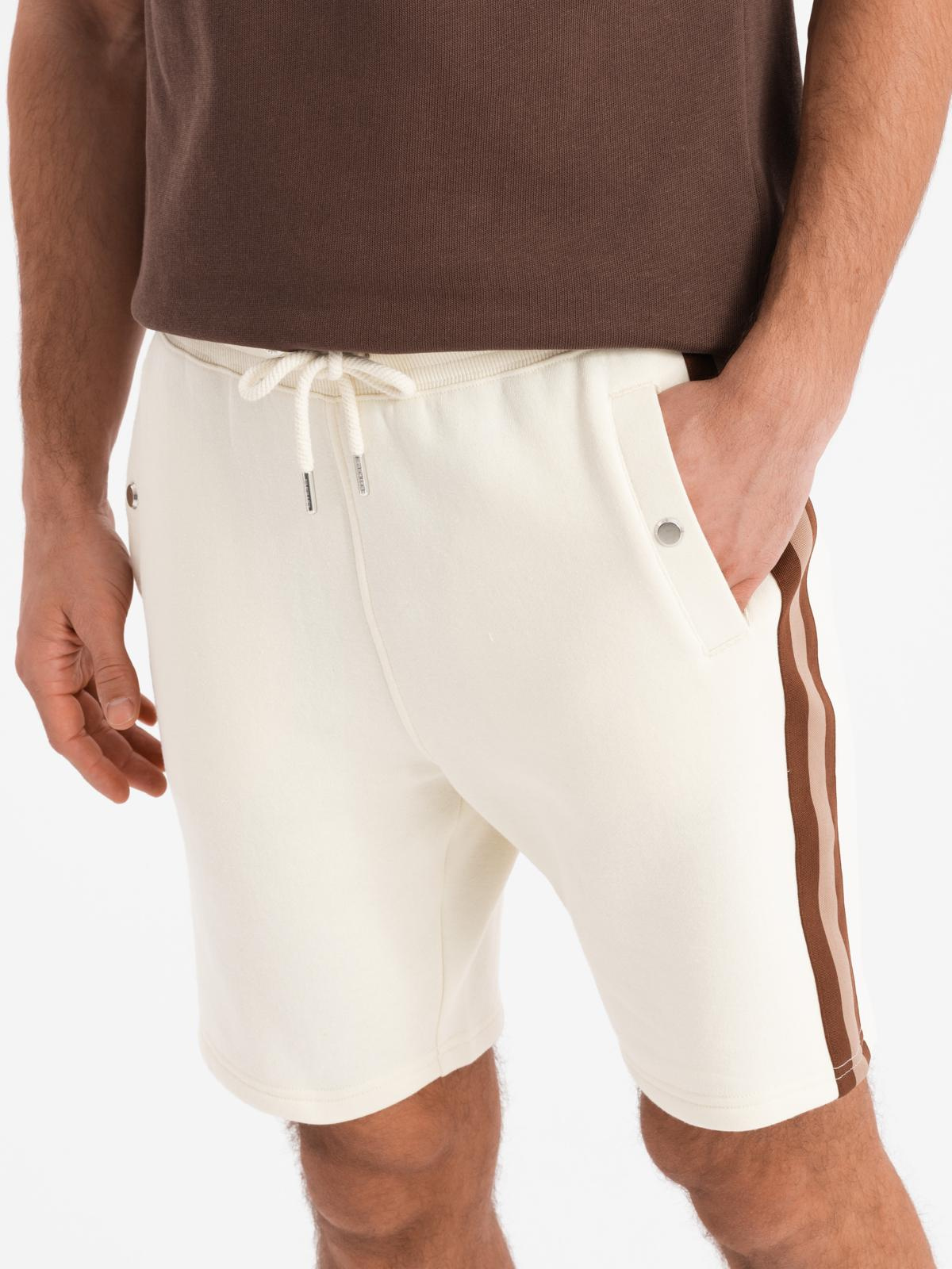 Ombre Men's sweat shorts with piping and drawstring waistband - cream