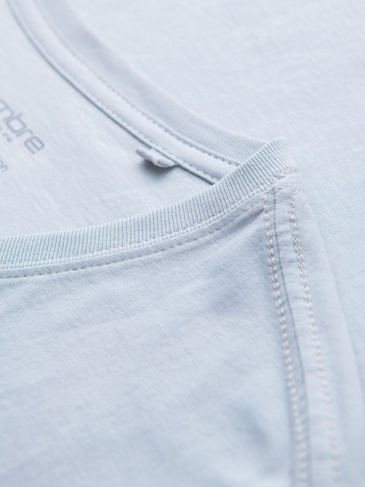 Ombre BASIC men's classic cotton tee-shirt with a crew neckline - light grey