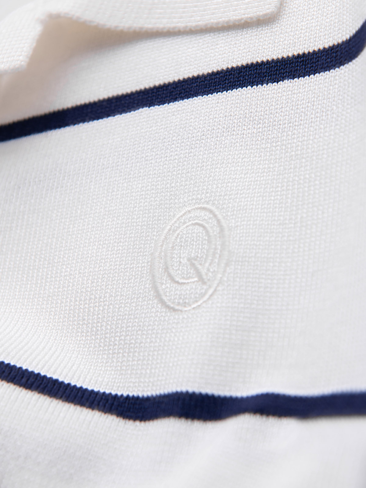 Ombre Men&#039;s horizontal striped polo longsleeve with viscose - white and navy blue