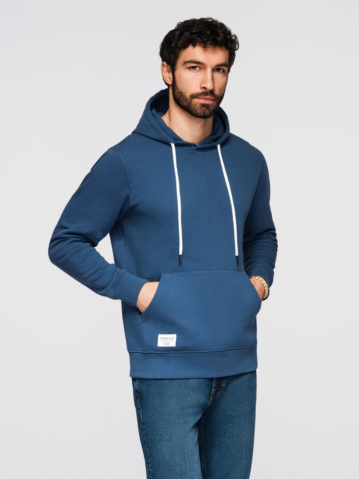 Sportiv hanorac de la Ombre – cu garanția calității