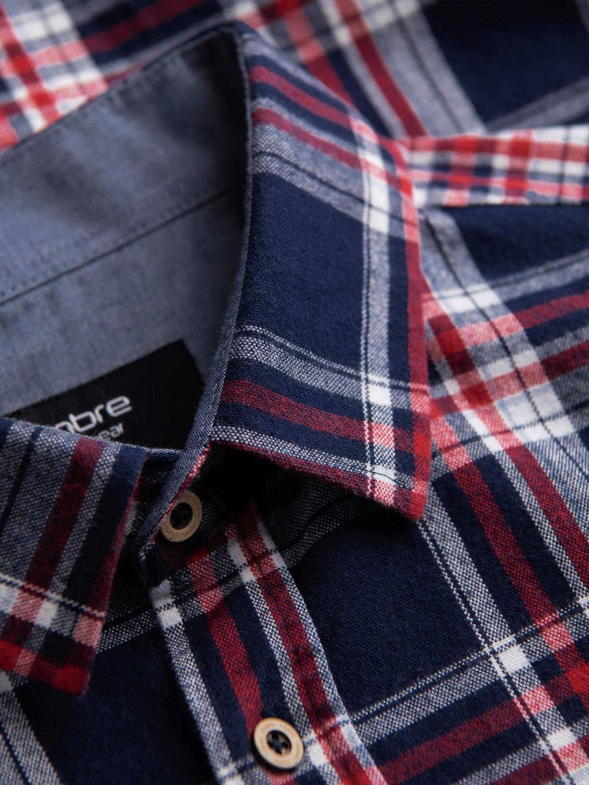 Ombre Men's flannel shirt with buttoned pockets - red and navy blue OM-SHCS