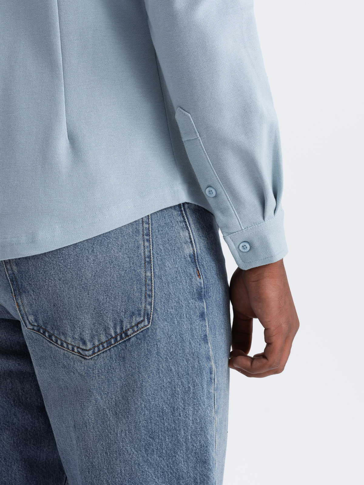 Ombre Men&#039;s long sleeve knitted SLIM FIT shirt - blue