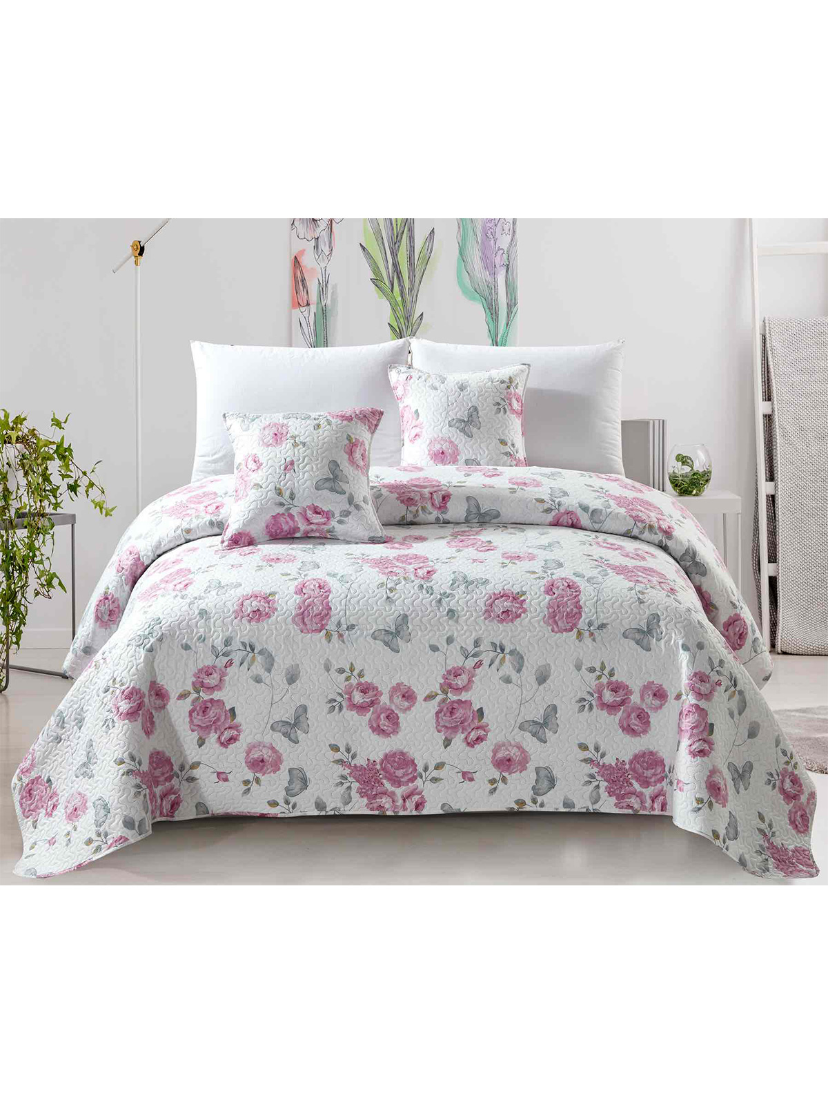 Levně Edoti Quilted bedspread with roses Calmia A536