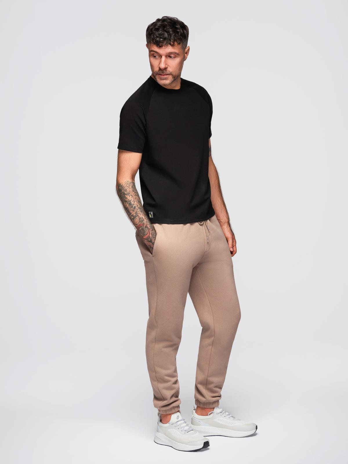 Ombre Men's COMFORT FIT T-shirt with raglan sleeves - black