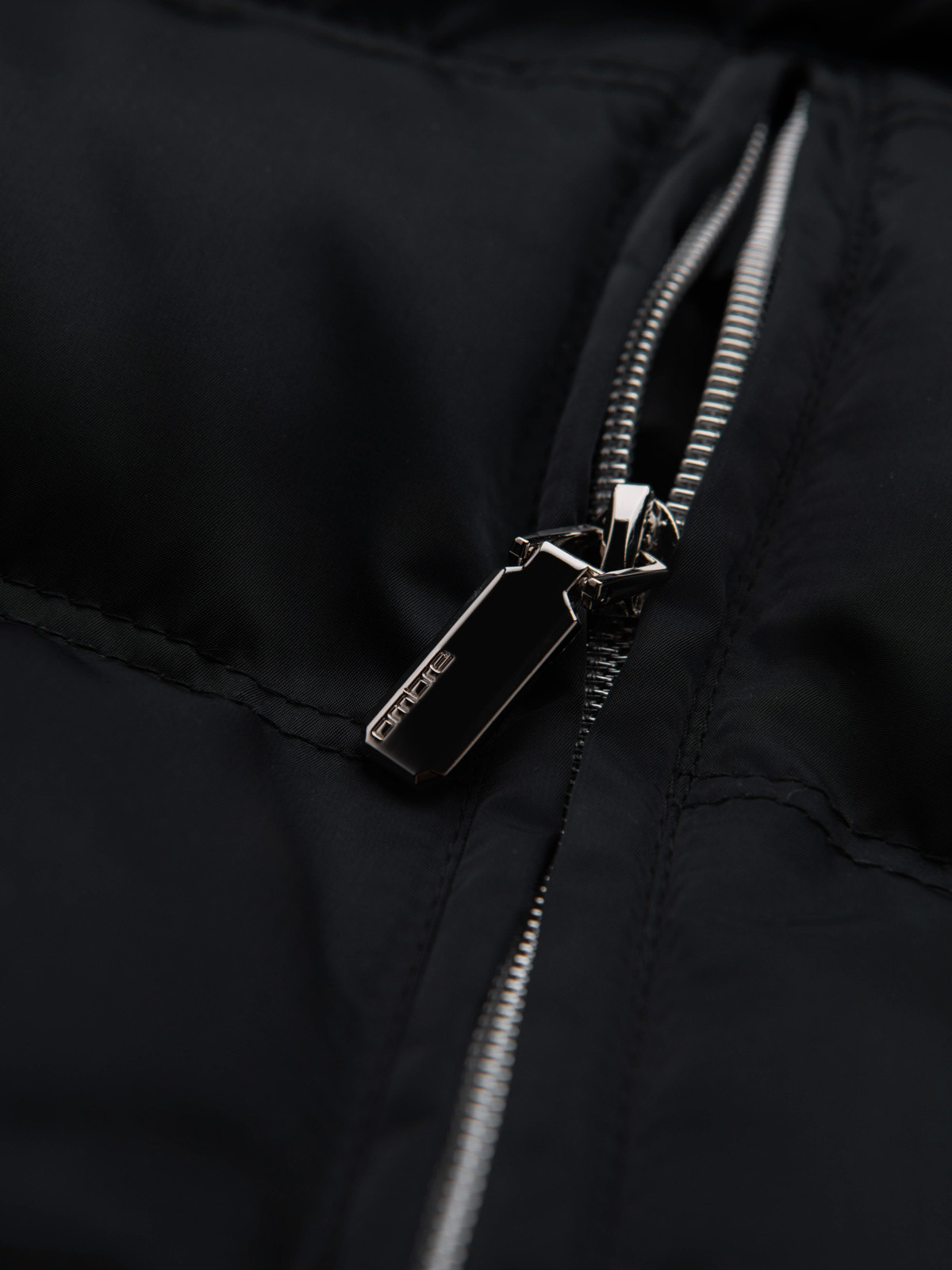 Ombre Men&#039;s quilted jacket with gloss and stand-up collar - black