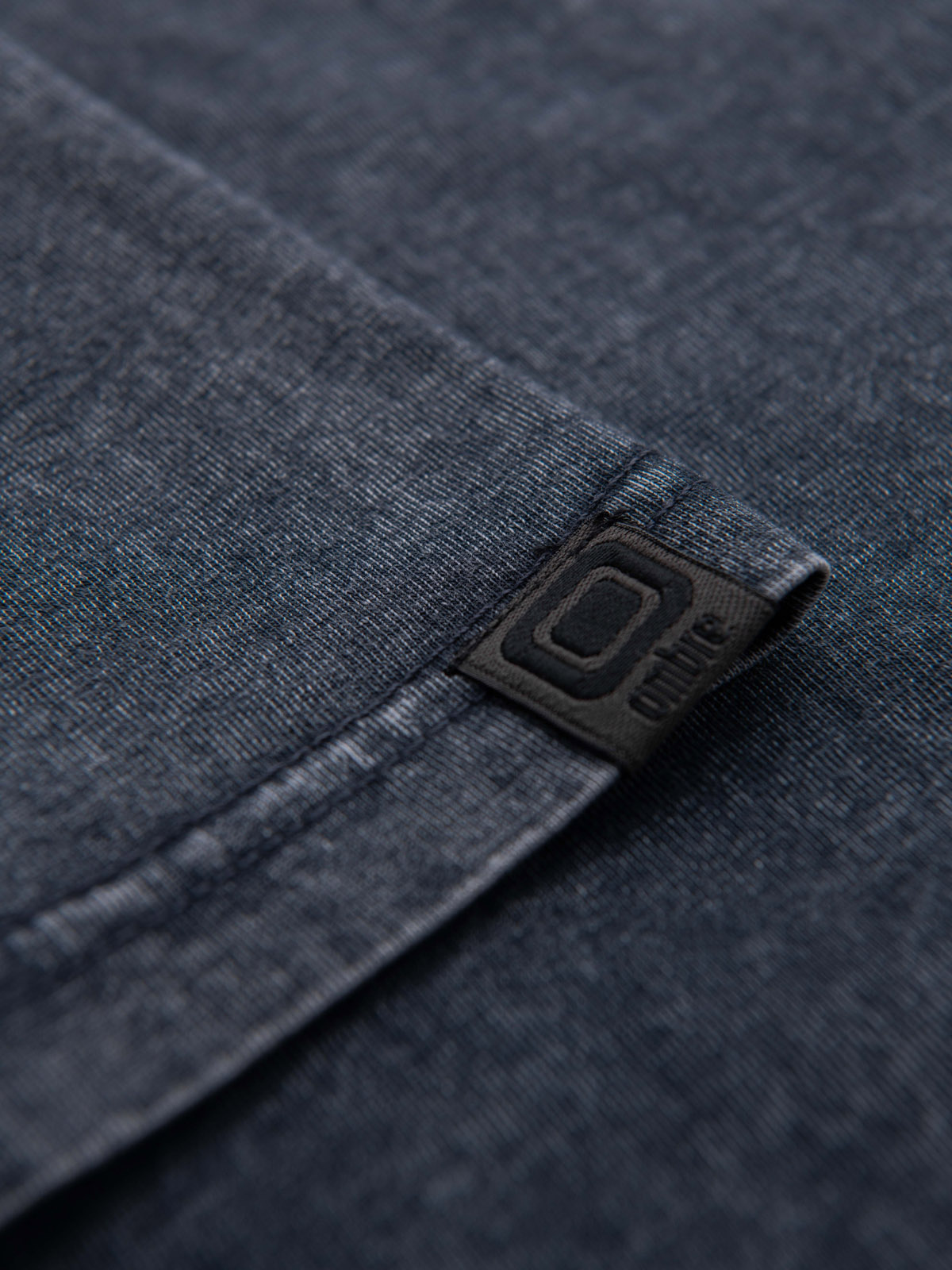 Ombre Men's t-shirt with wash effect - navy blue