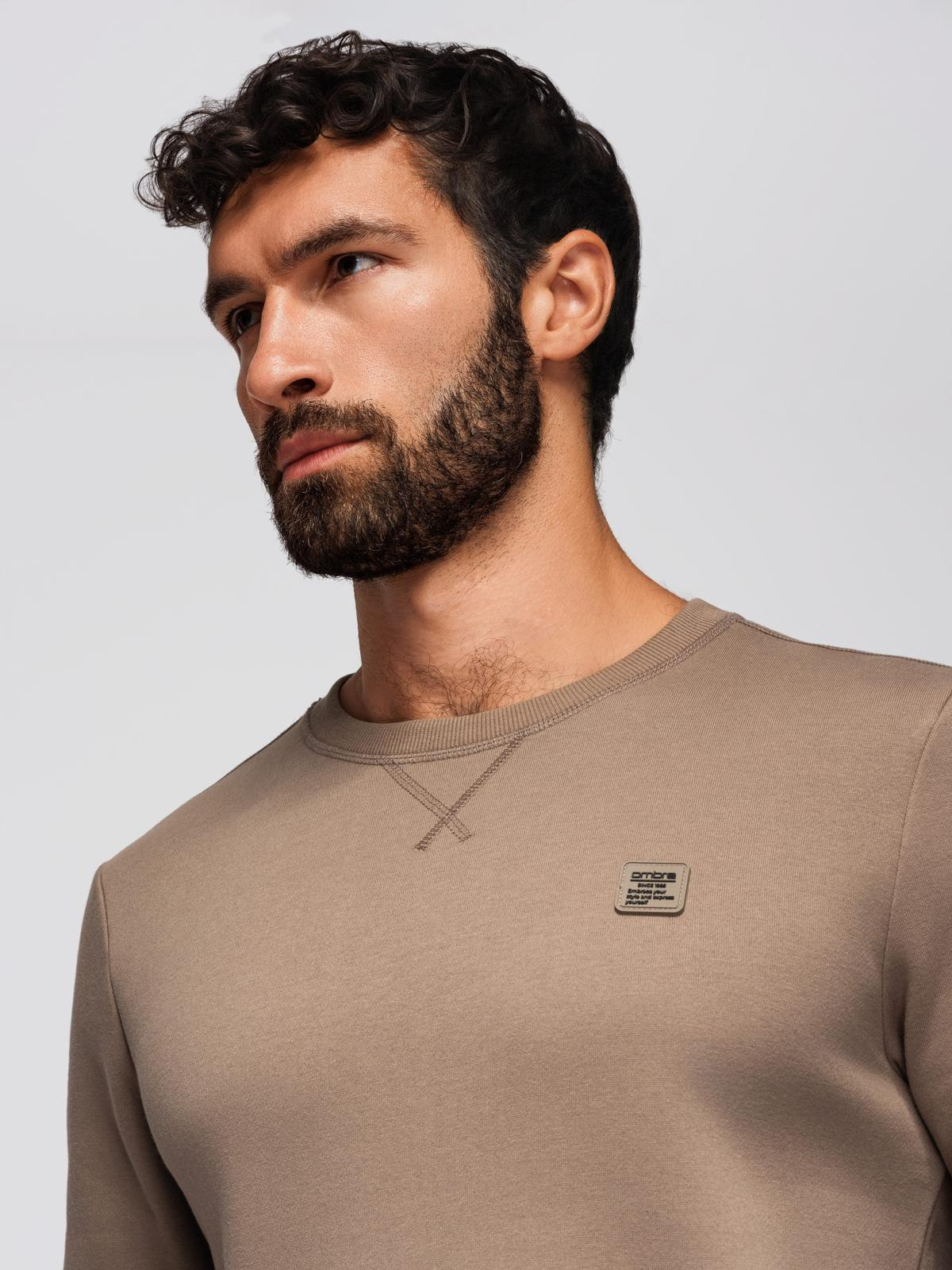Ombre Classic men's sweatshirt with round neckline - light brown