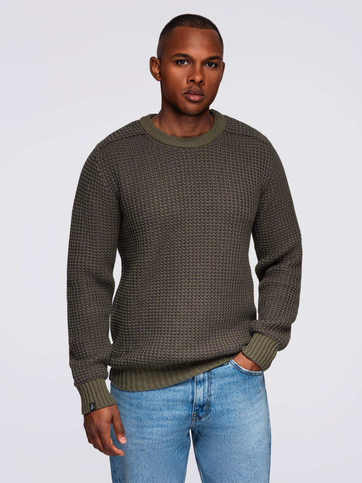 Ombre Men&#039;s contrast weave sweater with round neckline - dark olive