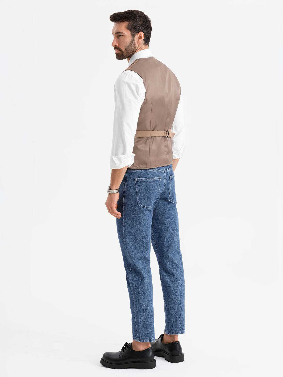 Ombre Fitted elegant men&#039;s vest with elastane and lapels - brown